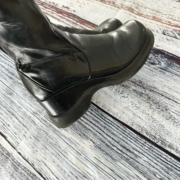 Vintage 90’s Unlisted Vegan Leather Chunky Black Boots - Picture 5 of 11